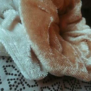 Meet your Posher, Ava